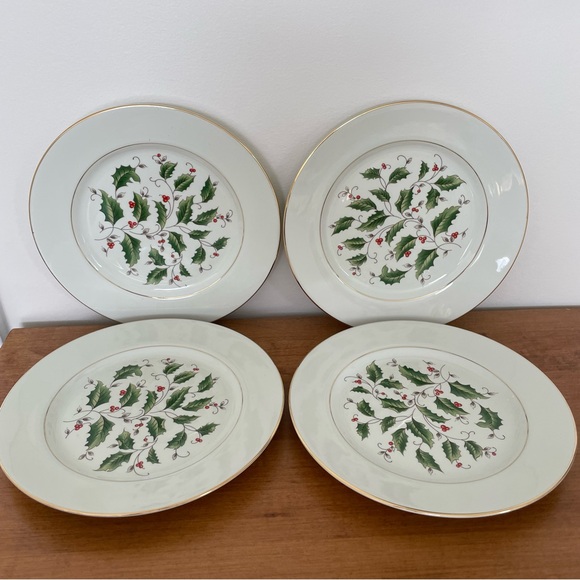 Set of 4 Accent/Salad/Dessert plates - Picture 1 of 9